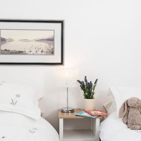 Finest Retreats - Lighthouse Cottage Rampside Экстерьер фото